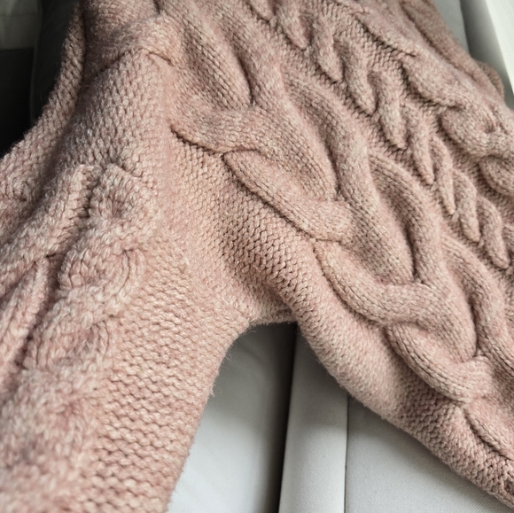 Lulu's sweater - Picture 4 of 7